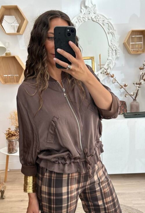 Bomber Satinada marrón chocolate