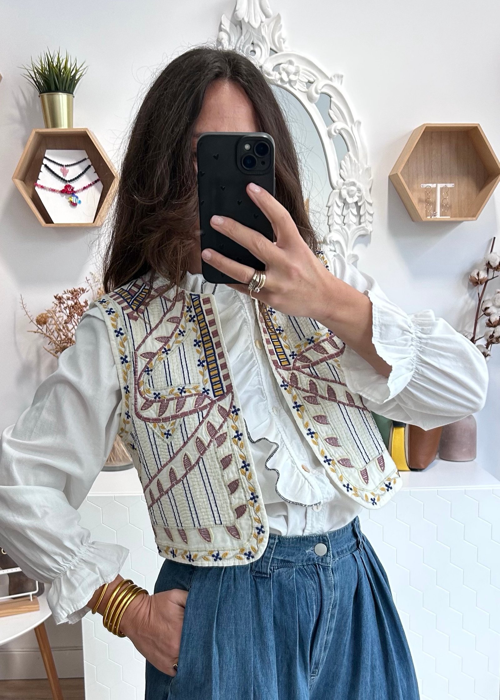 Chaleco bordado étnico - Imagen 3