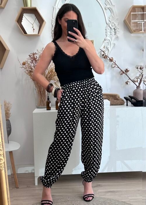 Pantalón satinado lunares